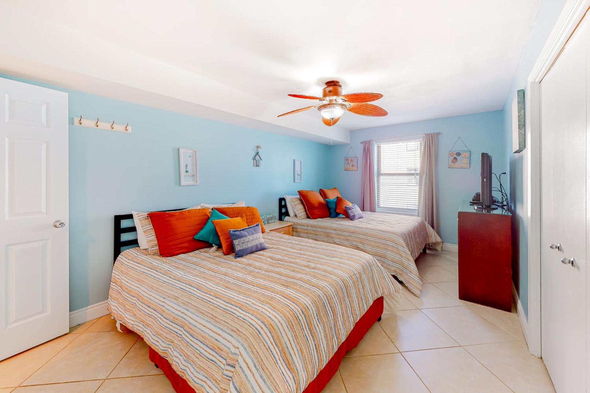 Phoenix Vacation Rentals Orange Beach Camera foto