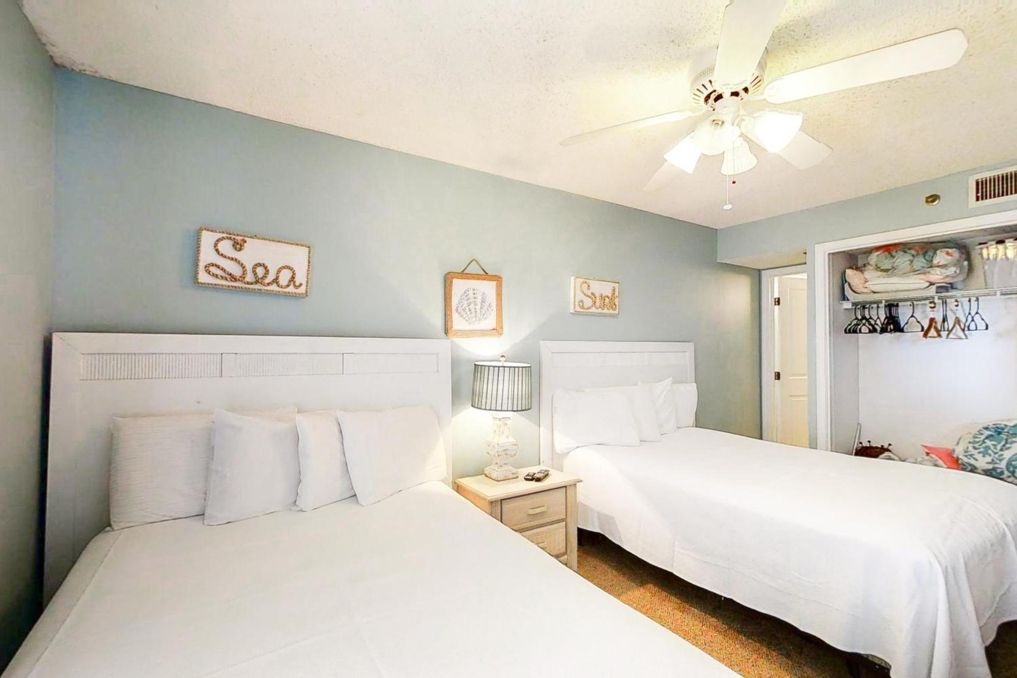 Phoenix Vacation Rentals Orange Beach Camera foto